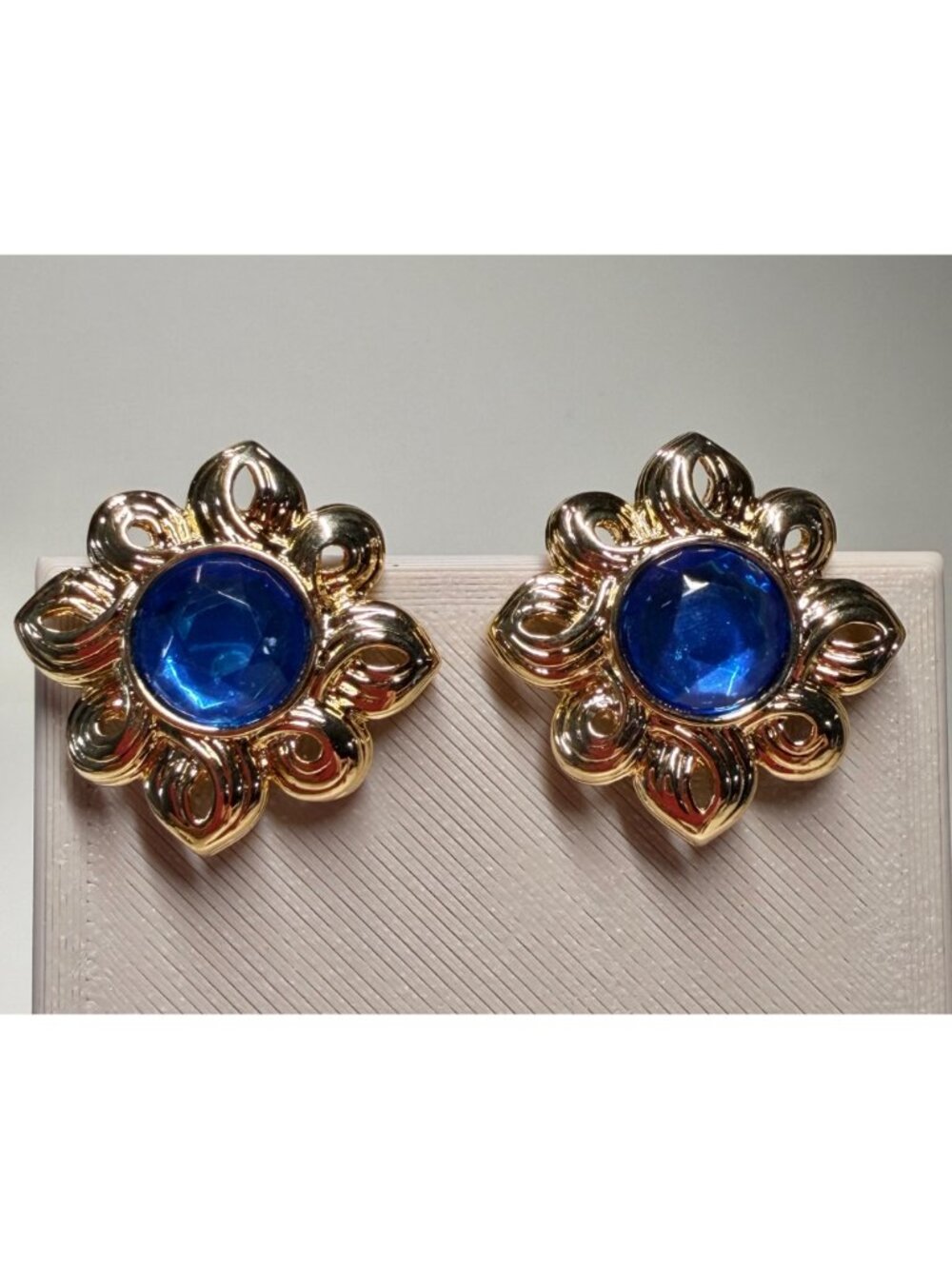 Vintage KJL Kenneth Jay Lane Blue Cabochon Necklace Clip Earrings Set Signed - Picture 4 of 15